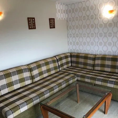 Family Avenue Homestay szállás *