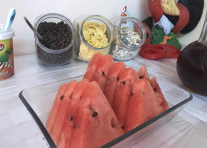 Homestay Family Avenue *